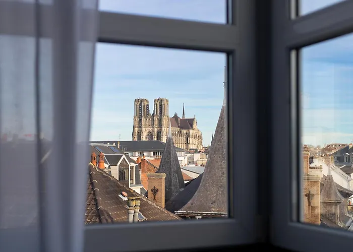 Campanile Centre - CathedraleHotel Reims